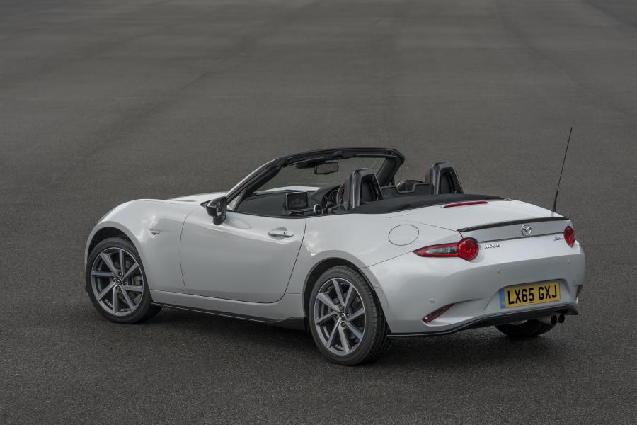  Mazda MX-5 Sport Recaro Limited Edition 2015 года  (фото 2 из 23)